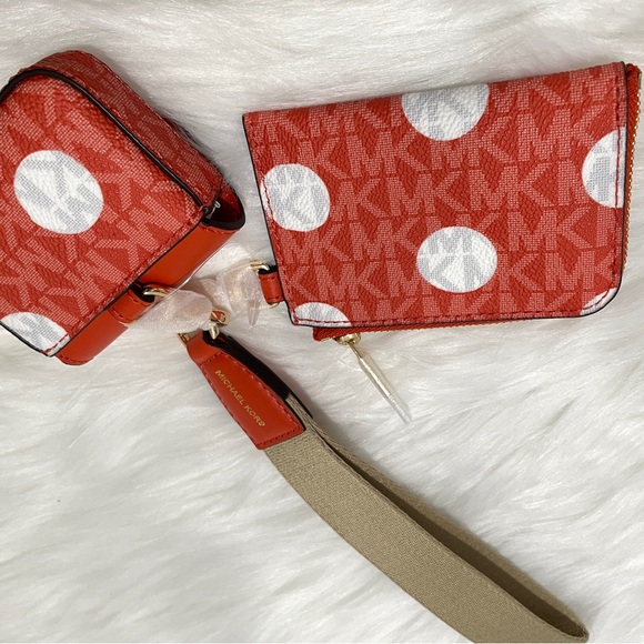 Michael Kors Logo dual pouch wristlet (Redclay) - Picture 3 of 5